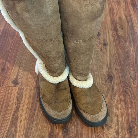 UGG's sundance boots size 7 tan suede shearling - Picture 5 of 10
